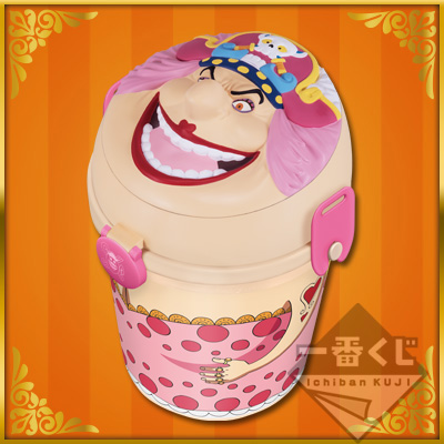 ONE PIECE Ichiban Kuji hole cake Island D Prize Big Mom candy case BANPRESTO 